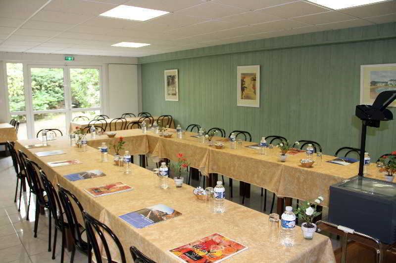 The Originals City, Hotel La Saulaie, Saumur Ouest Doué-la-Fontaine المظهر الخارجي الصورة