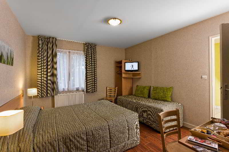 The Originals City, Hotel La Saulaie, Saumur Ouest Doué-la-Fontaine المظهر الخارجي الصورة