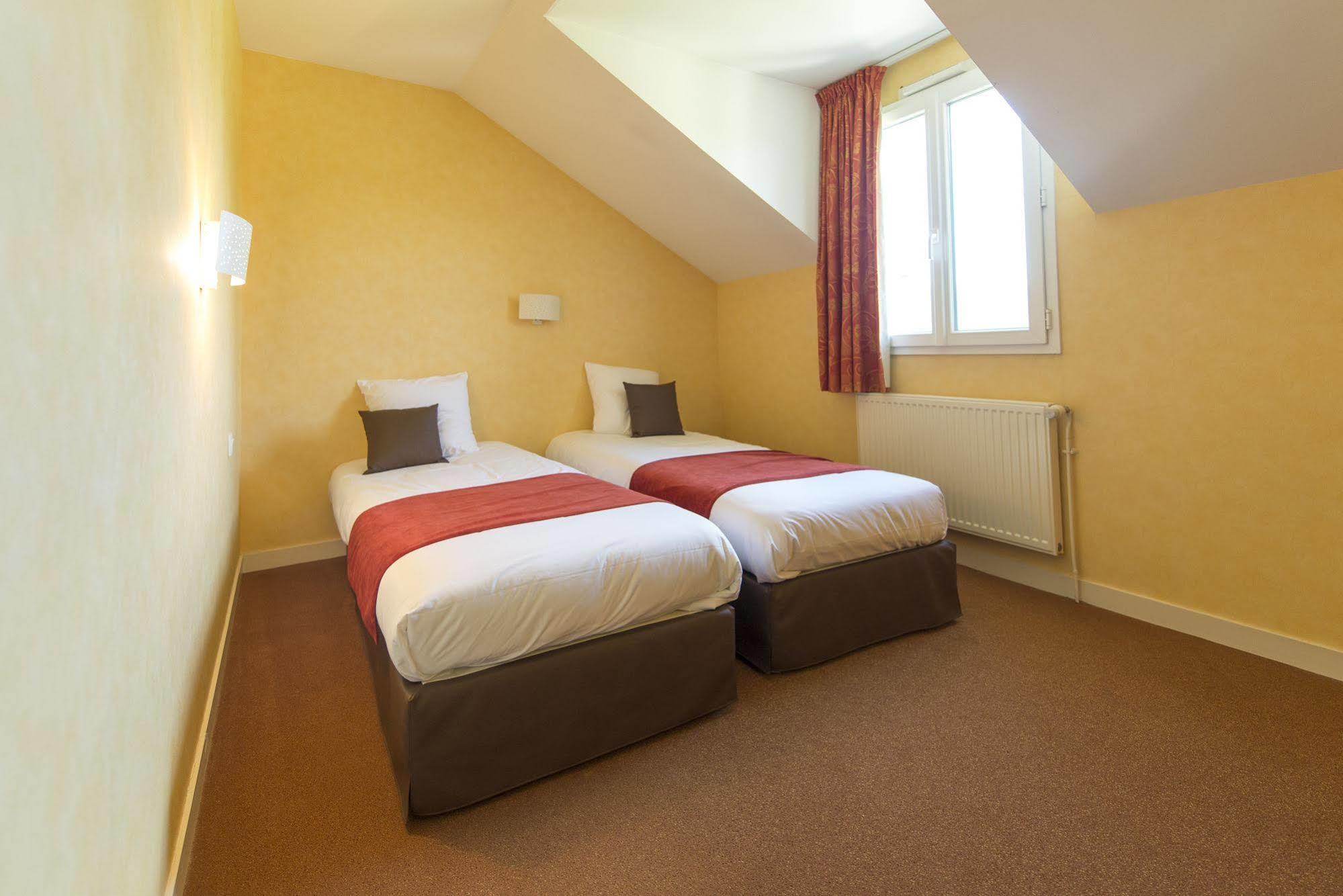 The Originals City, Hotel La Saulaie, Saumur Ouest Doué-la-Fontaine المظهر الخارجي الصورة