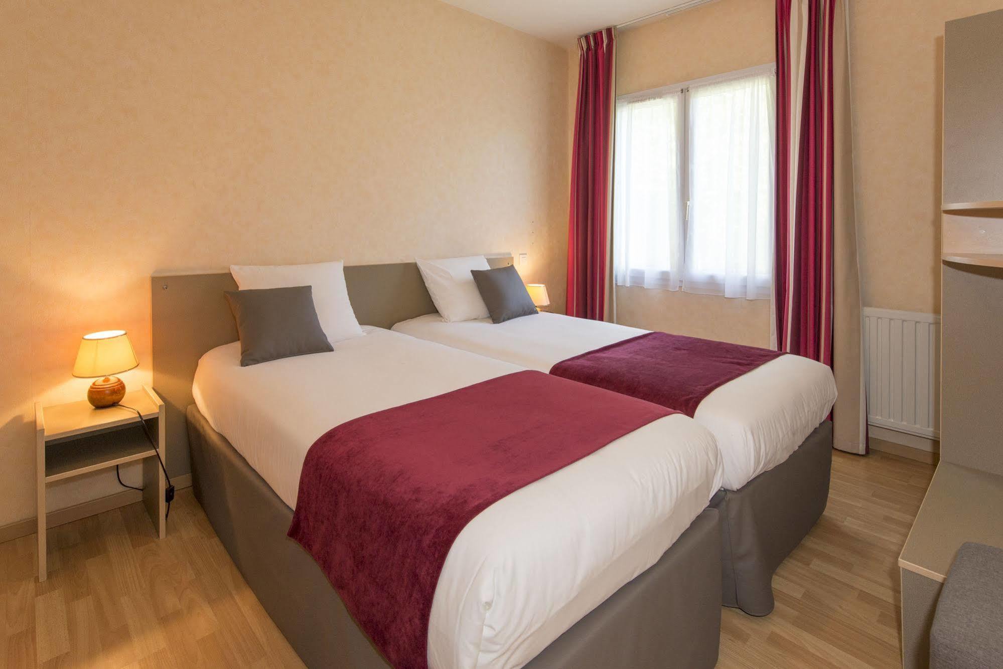 The Originals City, Hotel La Saulaie, Saumur Ouest Doué-la-Fontaine المظهر الخارجي الصورة